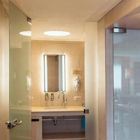 ホテル Strandhotel Am