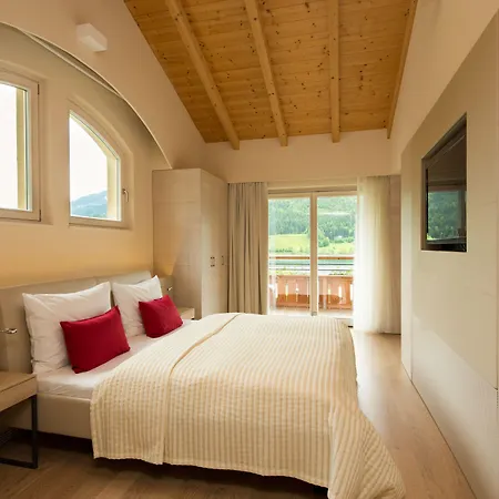 Strandhotel Am Hotel Weissensee