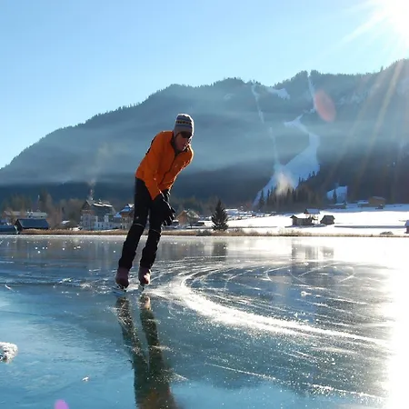 ホテル Strandhotel Am ヴァイセンゼー