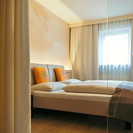 Strandhotel Am 4* Weissensee