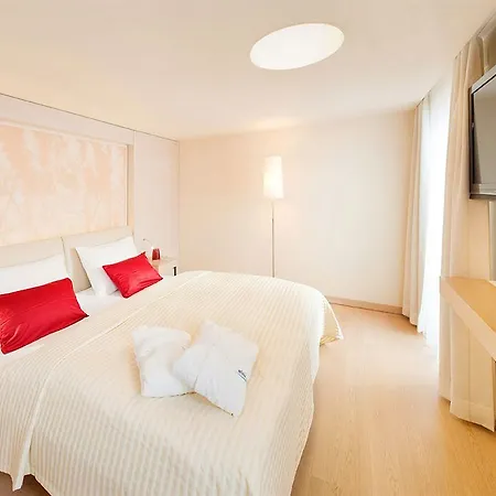 Strandhotel Am 바이센제