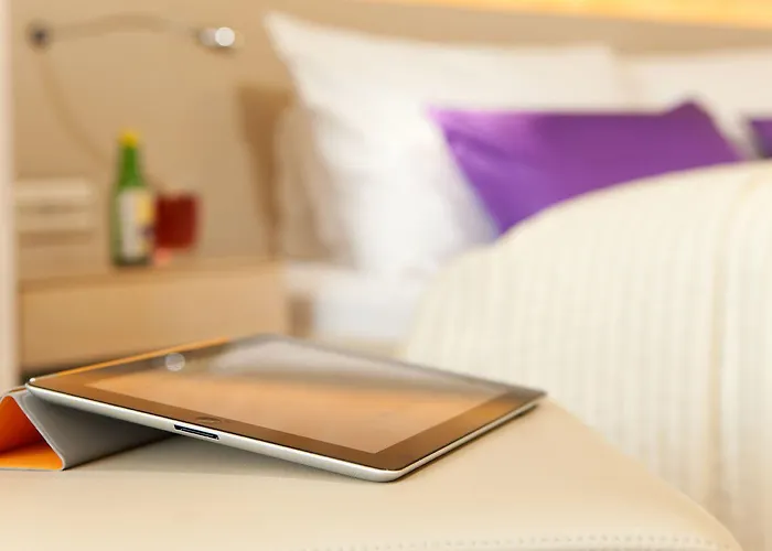 מלון Strandhotel Am 4*