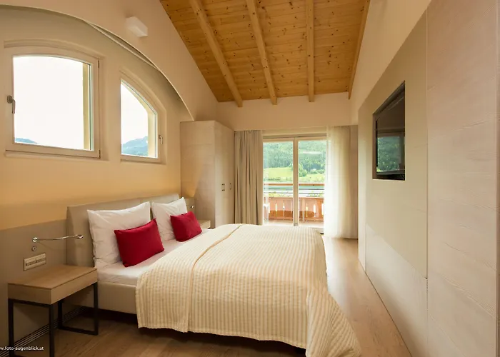 Strandhotel Am Weissensee Hotel Weissensee