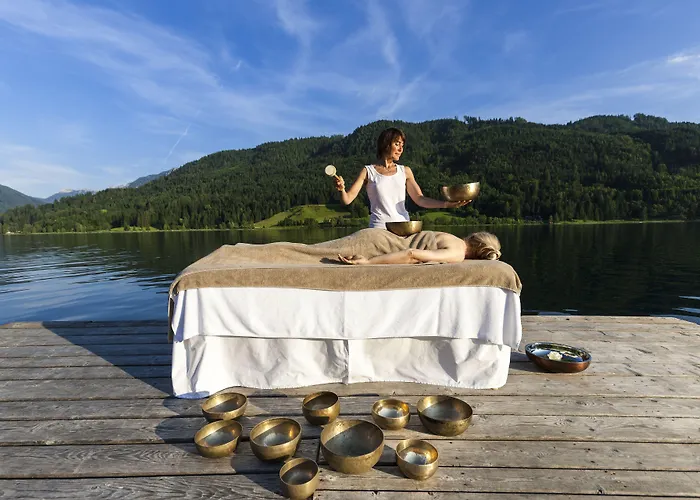 Strandhotel Am Weissensee Hotel